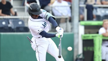 Felnin Celesten's solo home run