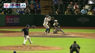 Jack Suwinski singles on a sharp line drive to right fielder Aaron Zavala. Noah Miller scores. Eliezer Alfonzo to 3rd. Fielding error by right fielder Aaron Zavala.