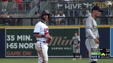 Sal Frelick hits a three-run double in the 2nd