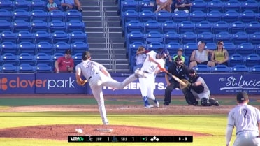 Eli Serrano III's solo homer