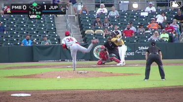 Andres Valor triples (3) on a line drive to right fielder Brayden Smith. Carter Johnson scores.