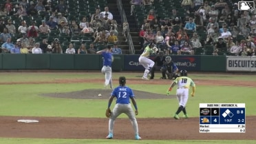 Nick Merkel In play, run(s) to Daniel Vellojin