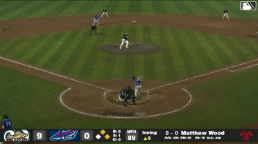 Matthew Wood doubles (13) on a line drive to left fielder Max Williams. Andrew Fischer scores. Damon Keith scores.