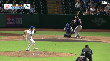 Nick Robertson In play, run(s) to Darell Hernaiz