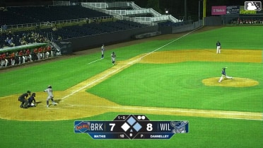 Yonatan Henriquez homers (5) on a fly ball to center field. Trey Snyder scores. Jamari Baylor scores.