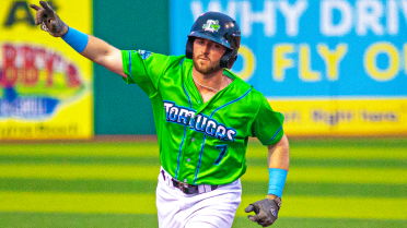 Rogers rolls Tortugas to 11-7 triumph over Cardinals