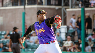 Fell’s Fantastic Start Propels Sir Loins to Series Clinching Win