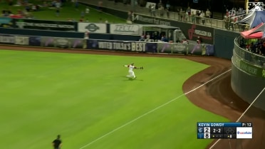 Yusniel Diaz makes a sliding grab in right field 