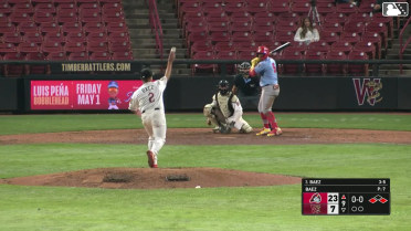 Jesús Báez out on a sacrifice fly to left fielder Luis Castillo. Tai Peete scores.