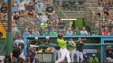 Pineda’s Ninth-Inning Knock Wins 1-0 Duel