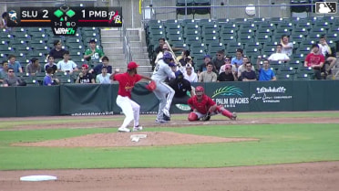Nelfy Ynfante In play, run(s) to Yohairo Cuevas