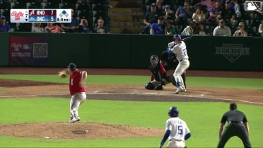 Tyler Fitzgerald singles on a fly ball to right fielder Andrew Velazquez. Alex Freeland scores. Jack Suwinski to 3rd.