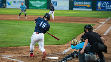 Eight Great for Dust Devils in Series-Opening Win over AquaSox