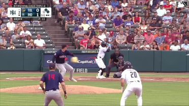 Ronny Simon singles on a sharp line drive to center fielder Max Clark. Nick Cimillo scores. Termarr Johnson to 2nd.