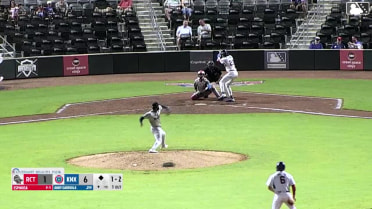 Andy Garriola singles on a fly ball to left fielder Tucker Flint. Miguel Useche scores.