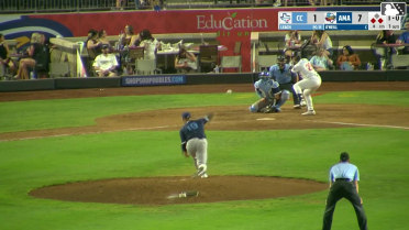 Matt O'Neill doubles (4) on a sharp line drive to center fielder Justin Thomas Jr. Druw Jones scores. Ben McLaughlin scores.