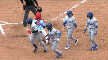 Zyhir Hope slugs grand slam