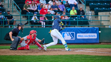 Big Crowd Sees Big Scoring, Tri-City Defeated in Extras