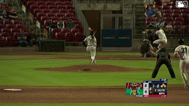 Khadim Diaw doubles (12) on a line drive to left fielder Josh Adamczewski. Eduardo Tait scores. Brandon Winokur to 3rd.
