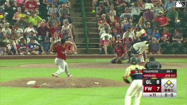 Rosman Verdugo singles on a line drive to left fielder Samuel Munoz. Kasen Wells scores. Rosman Verdugo to 2nd.