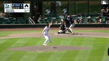 Jordan Lawlar grounds into double play, one scores