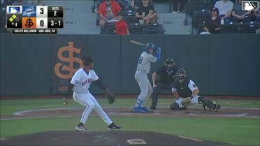 Aidan West singles on a ground ball to right fielder Cam Maldonado. Jaron Elkins scores. Kellon Lindsey scores.