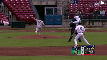 Khadim Diaw singles on a ground ball to left fielder Luke Pelzer. Marek Houston scores. Eduardo Tait to 2nd.