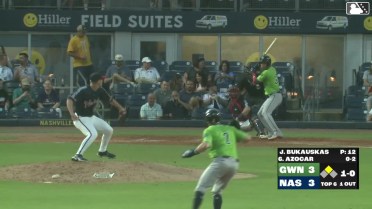 J.B. Bukauskas In play, run(s) to José Azócar