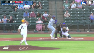 Josue De Paula's 27th homer of the year