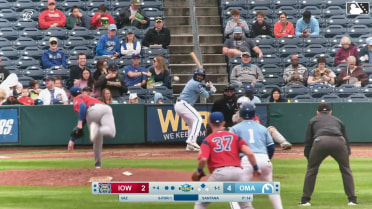 Tyler Santana In play, run(s) to Javier Vaz