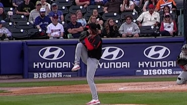Connelly Early fans two in rehab start