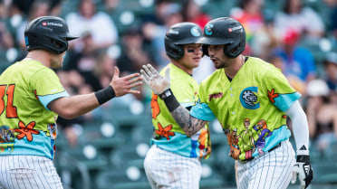 Amaya Stays Hot in Blowout Victory