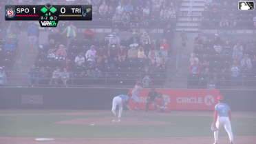 Roynier Hernandez out on a sacrifice fly to right fielder Randy De Jesus. Kelvin Hidalgo scores.