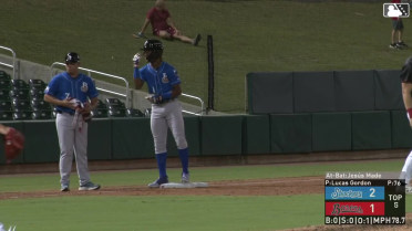 Jesús Made hits a two-run triple in his debut