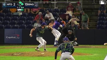Yohairo Cuevas singles on a line drive to center fielder GJ Hill. Billy Amick scores. Corey Collins to 3rd.