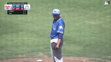 Edwin Díaz spins scoreless inning