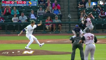 Drew Beam In play, run(s) to Nick Raposo