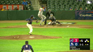 Eli Serrano III doubles (6) on a sharp line drive to center fielder Ismael Munguia. Wyatt Young scores.
