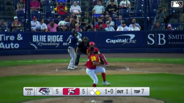 Marco Vargas doubles (6) on a line drive to right fielder Raylin Heredia. Mitch Voit scores.