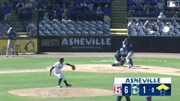 Colin Houck singles on a sharp line drive to left fielder Kenni Gomez. John Smith III scores. Yonatan Henriquez scores. John Spikerman to 2nd.