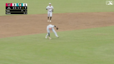 Coby Mayo makes a barehanded play in the 6th