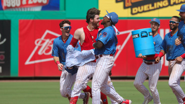 Threshers Finish Series With Walkoff Winner