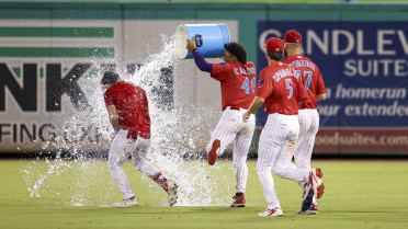 Threshers Walk off Mighty Mussels to Seal Doubleheader Sweep