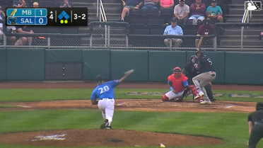 Alexis Hernandez walks. Edward Vargas scores. Ezequiel Pena to 3rd. Darlyn De Leon to 2nd.