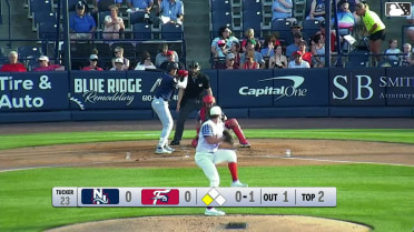 Braydon Tucker In play, run(s) to Carter Cunningham