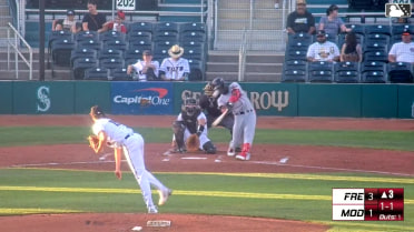 Robert Calaz's solo home run