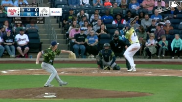 Josue De Paula homers (3) on a fly ball to right field. Frank Rodriguez scores. Kendall George scores.