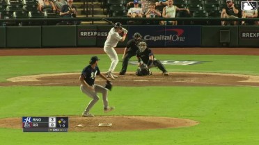 Jarred Kelenic singles on a line drive to center fielder Anderdson Rojas. Diego Castillo scores.