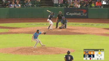 Jared Johnson In play, run(s) to Ethan Salas