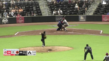 Alfredo Duno singles on a ground ball to left fielder Carter Trice. Cade Hunter scores. Carlos Sanchez scores. Carter Graham to 2nd.